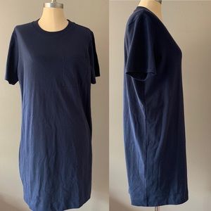 Everlane Weekend Tee Dress size small, NWOT